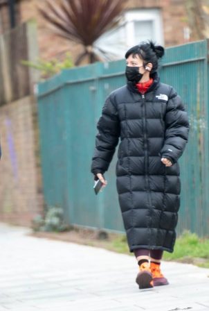 Lily Allen - Out and about in London