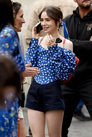Lily Collins - On the set of 'Emily in Paris' in Rome