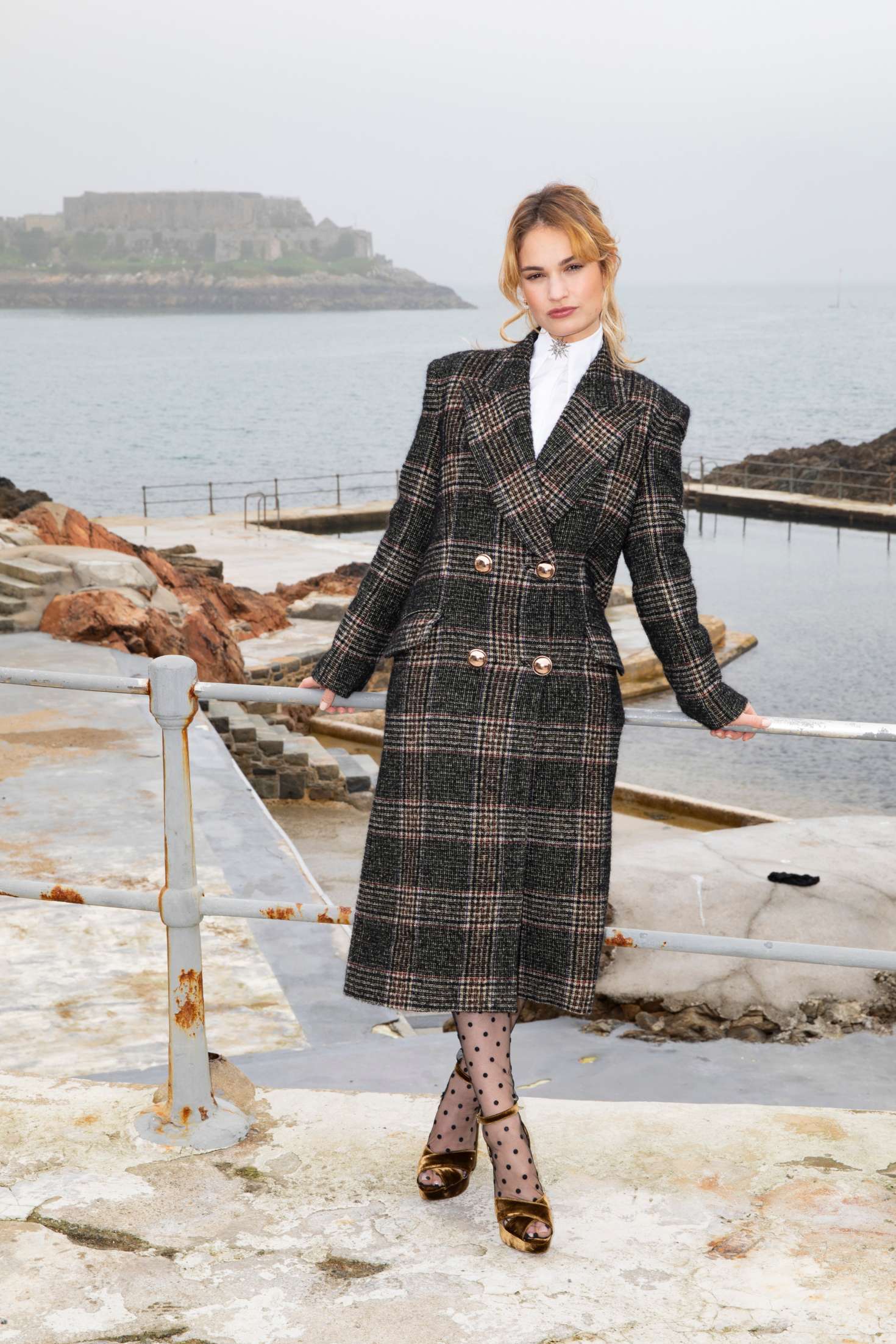 Lily James 2018 : Lily James: The Guernsey Literary and Potato Peel Pie Society Photocall -05
