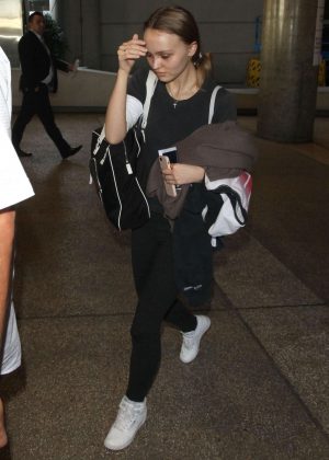 Lily Rose Depp - Arrives to LAX Airport in Los Angeles
