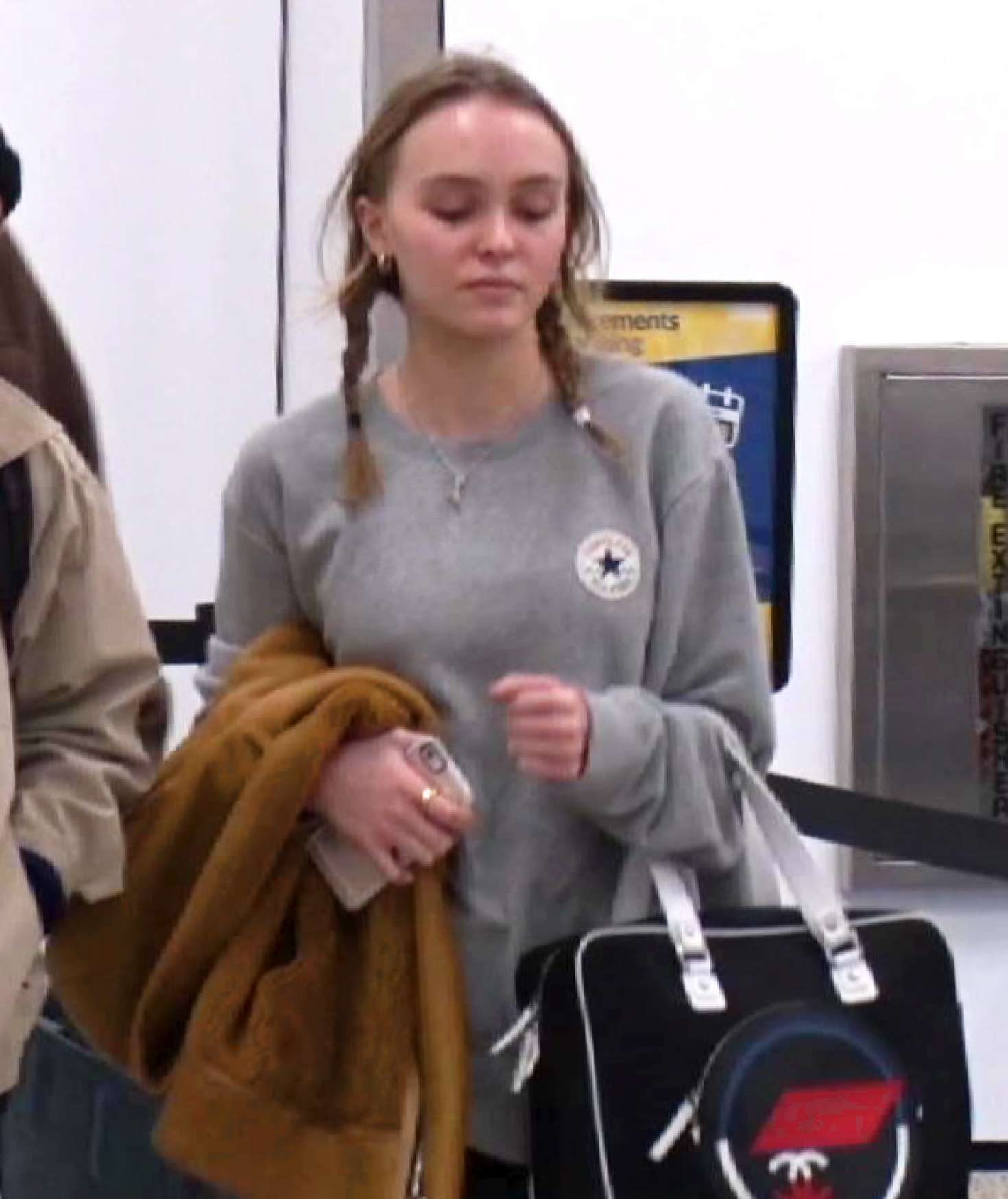 Lily Rose Depp 2016 : Lily Rose Depp at LAX Airport -09