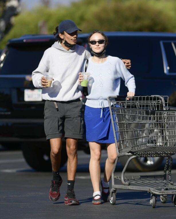 Lily-Rose Depp - With French rapper Yassine Stein on the PDA in Los Angeles