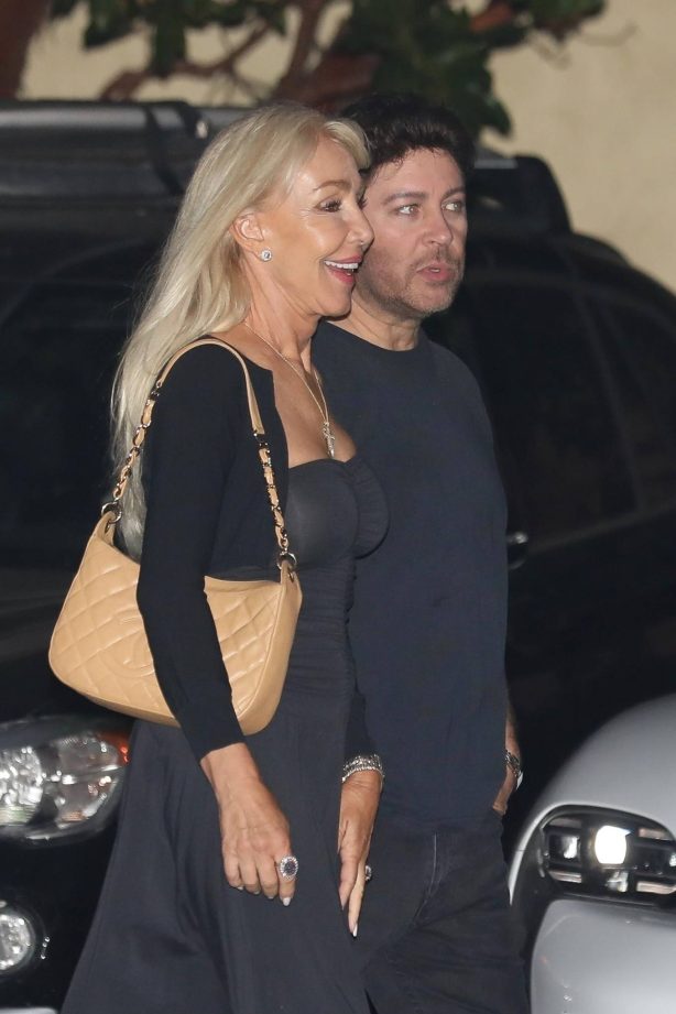 Linda Thompson - On a night out for dinner at Nobu in Malibu