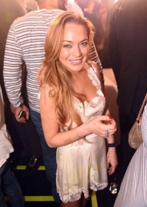 Lindsay Lohan - Parties at the VIP room in Dubai