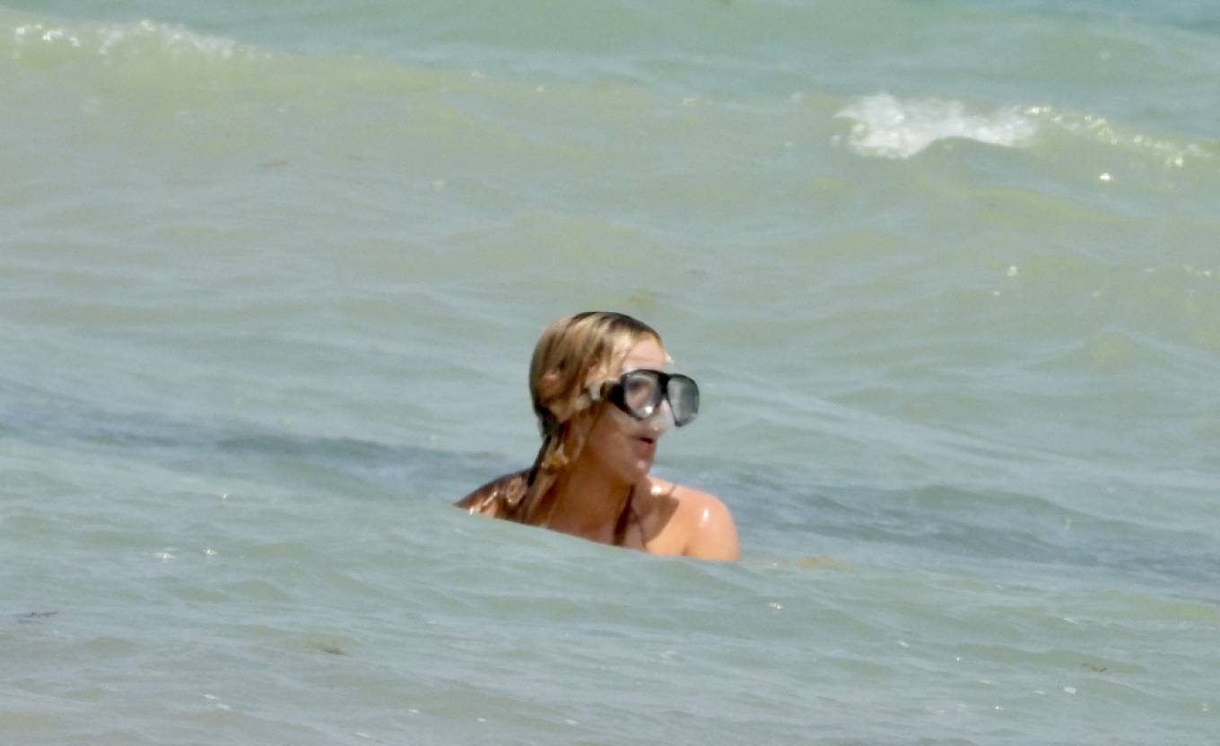 Lindsey Vonn - In a bikini at the beach in Tulum. 