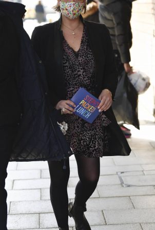 Lisa Armstrong - Spotted at Stephs Packed lunch in Leeds