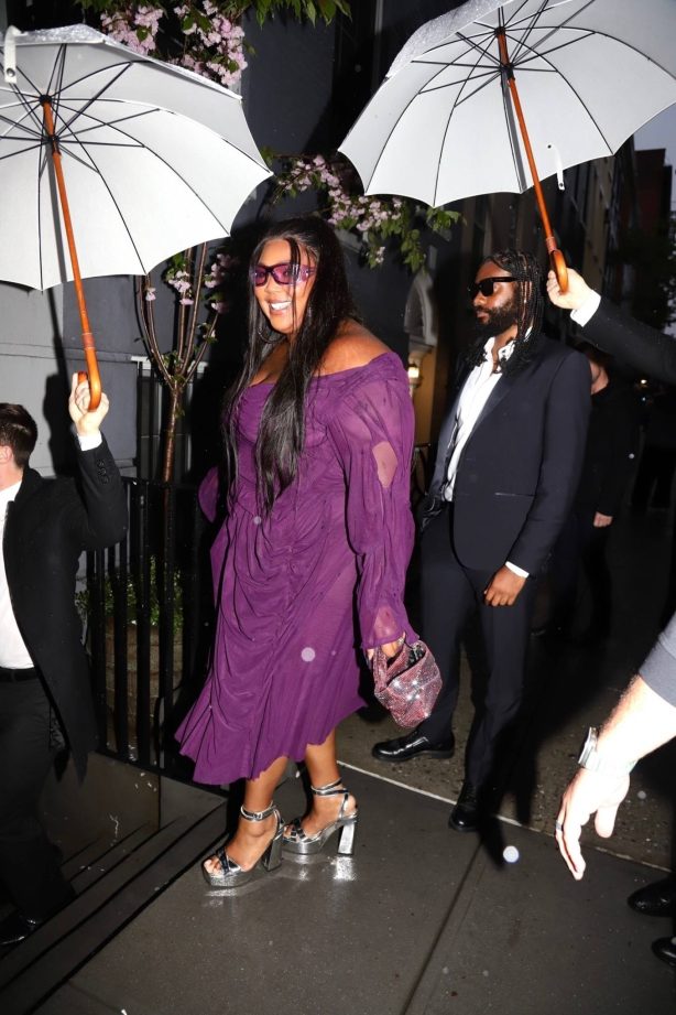 Lizzo - Arrives at pre Met Gala dinner hosted by Anna Wintour in Manhattan