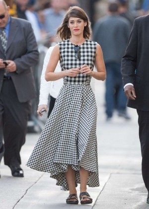 Lizzy Caplan - Arrives at 'Jimmy Kimmel Live!' in Hollywood