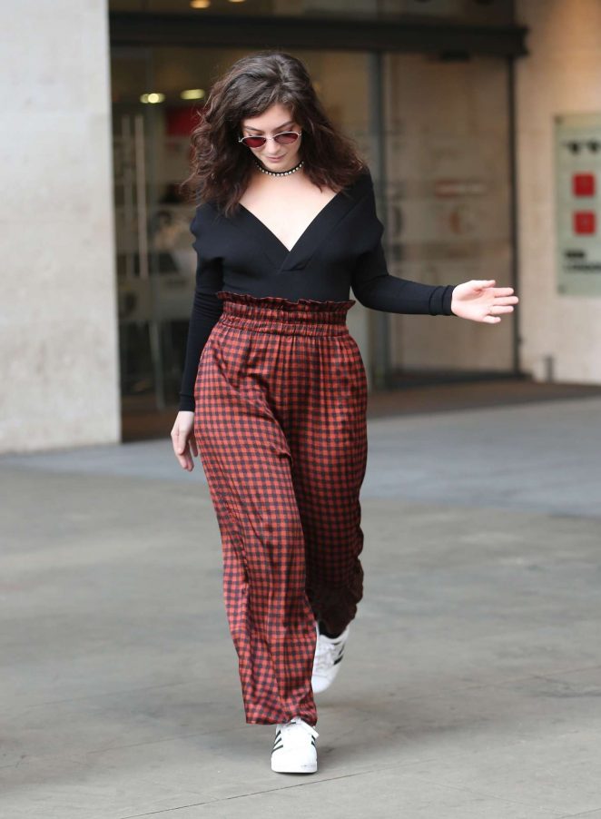 Lorde Arrives at BBC Studios in London