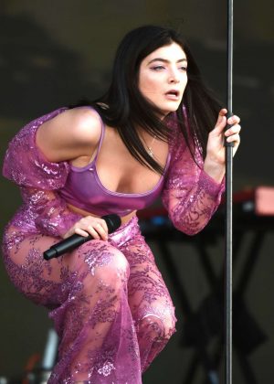 Lorde - Performing at Parklife Festival 2018 in Manchester
