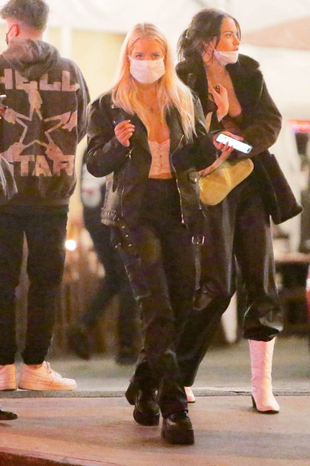 Lottie Moss - With Tana Mongeau at Saddle Ranch in West Hollywood
