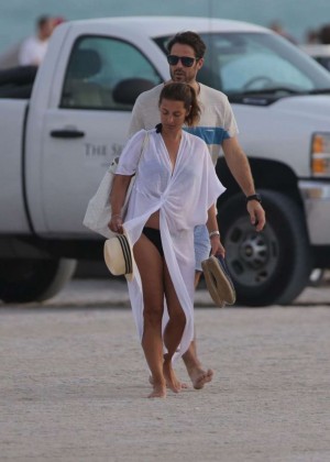 Louise Redknapp on the Beach in Miami