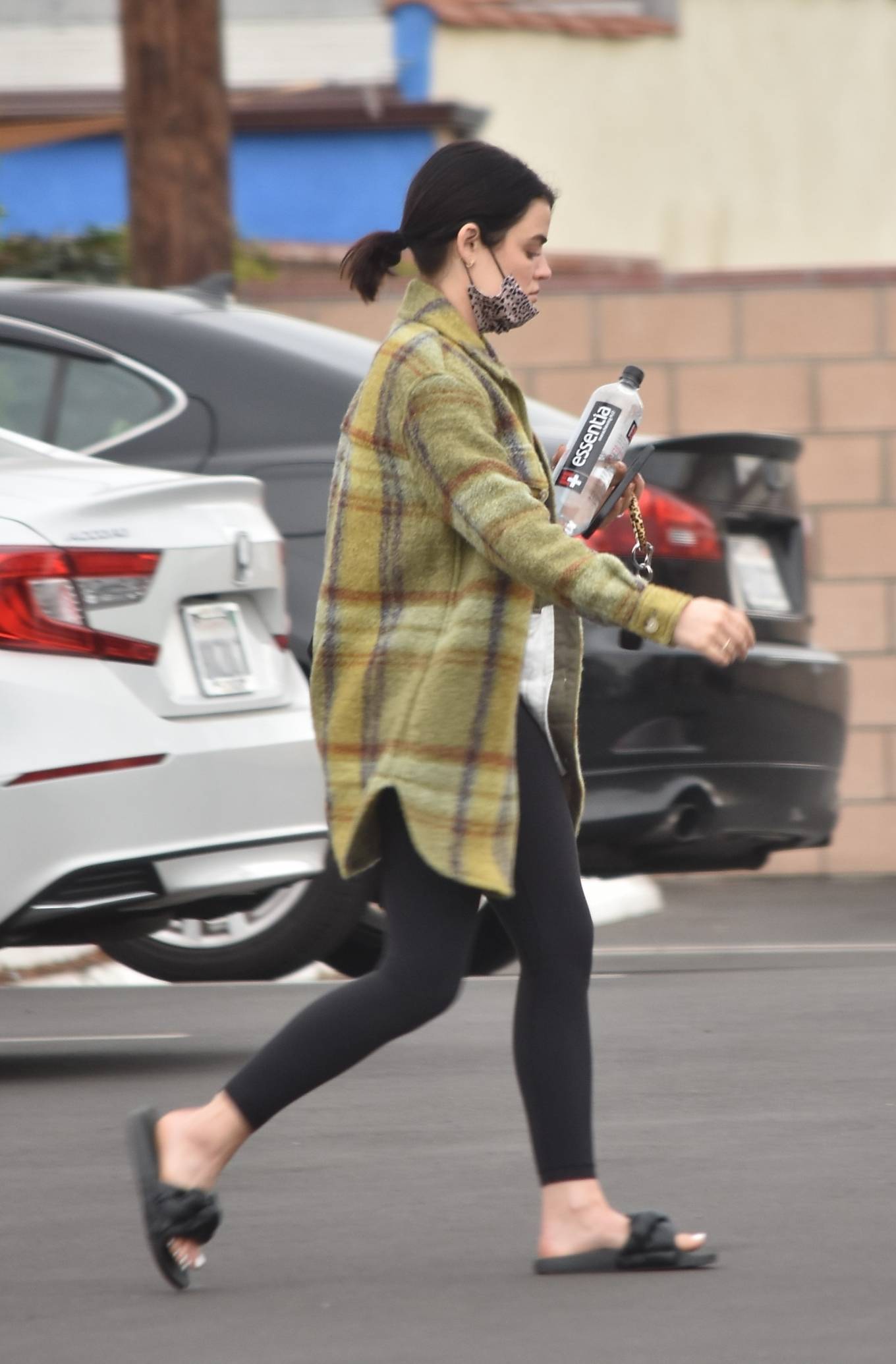 Lucy Hale 2022 : Lucy Hale – Hits the spa in Los Angeles-08