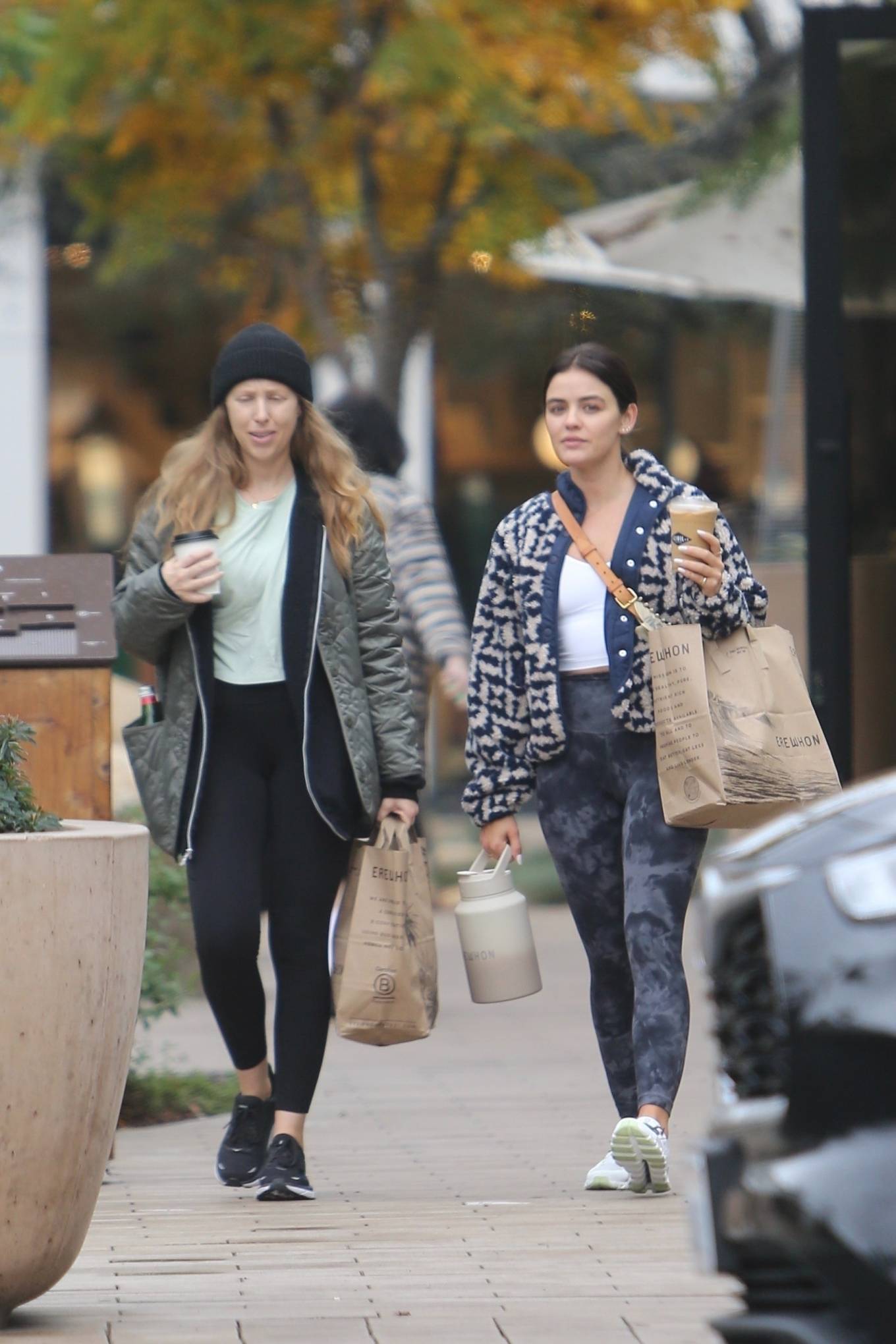 Lucy Hale 2022 : Lucy Hale – Shopping candids at Erewhon Market in Sherman Oaks-03
