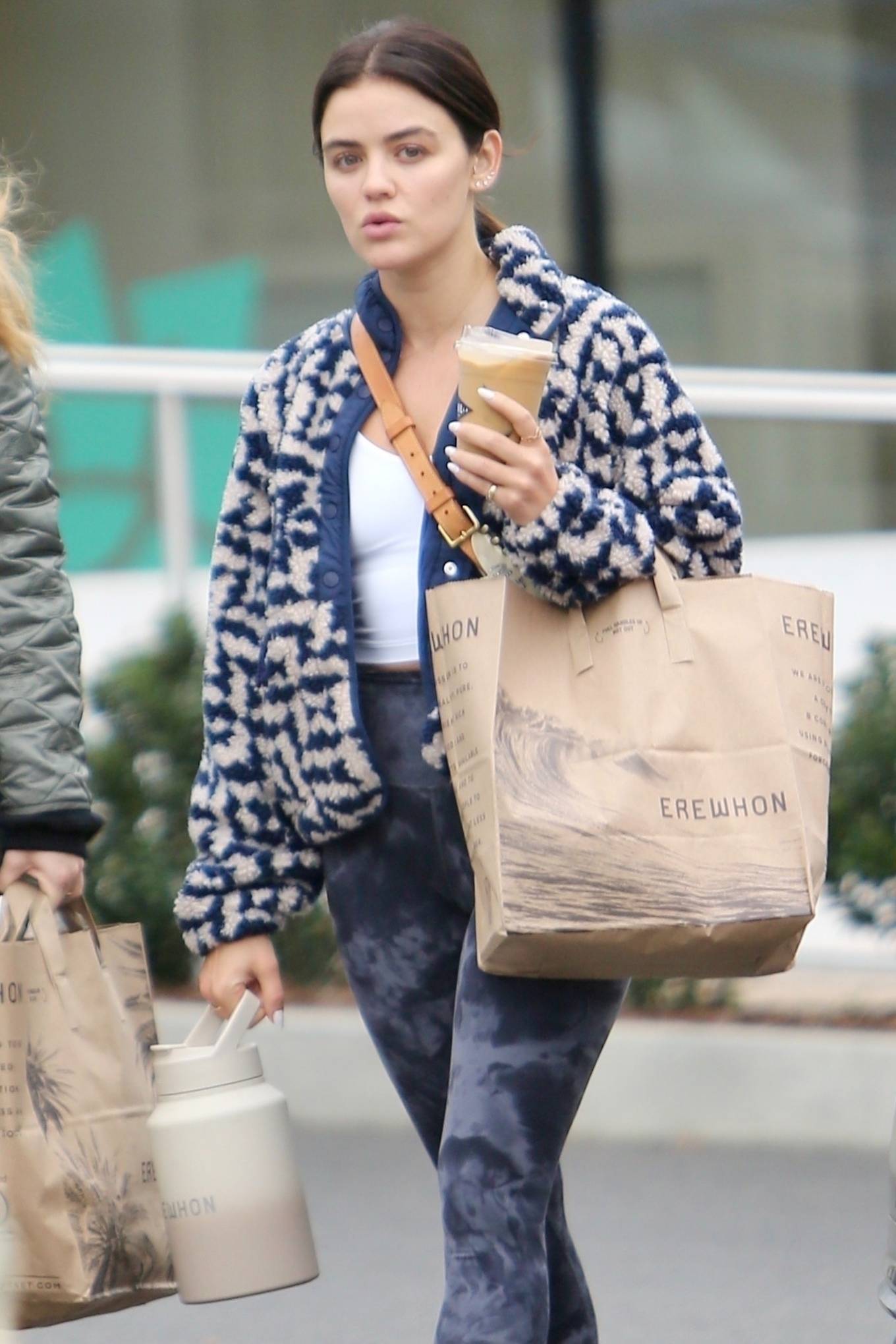 Lucy Hale 2022 : Lucy Hale – Shopping candids at Erewhon Market in Sherman Oaks-04