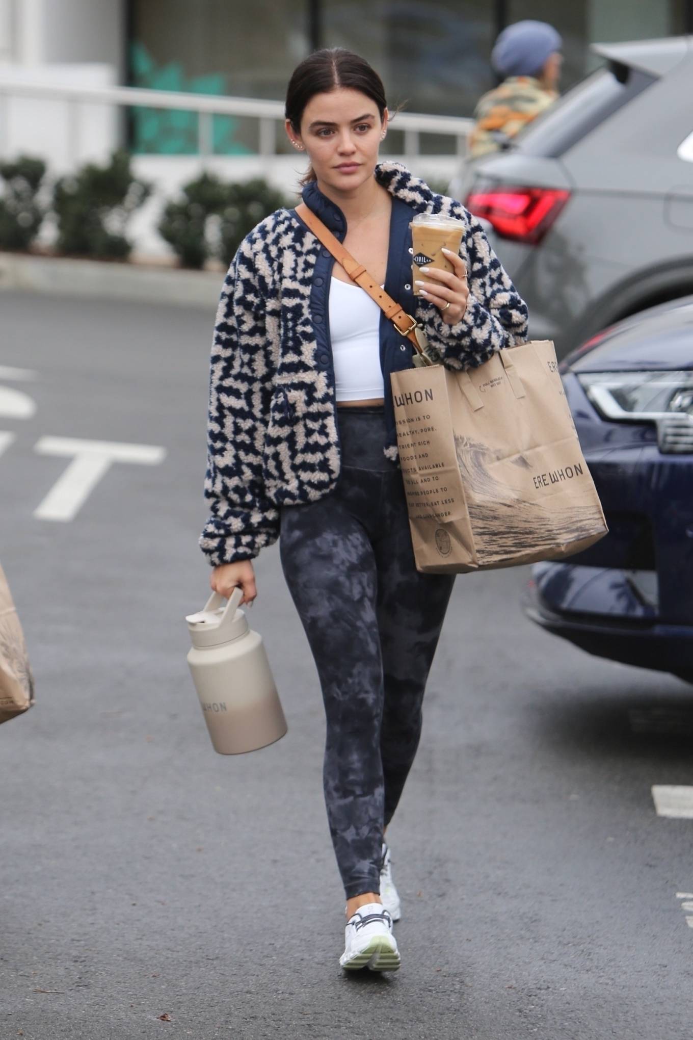 Lucy Hale 2022 : Lucy Hale – Shopping candids at Erewhon Market in Sherman Oaks-05