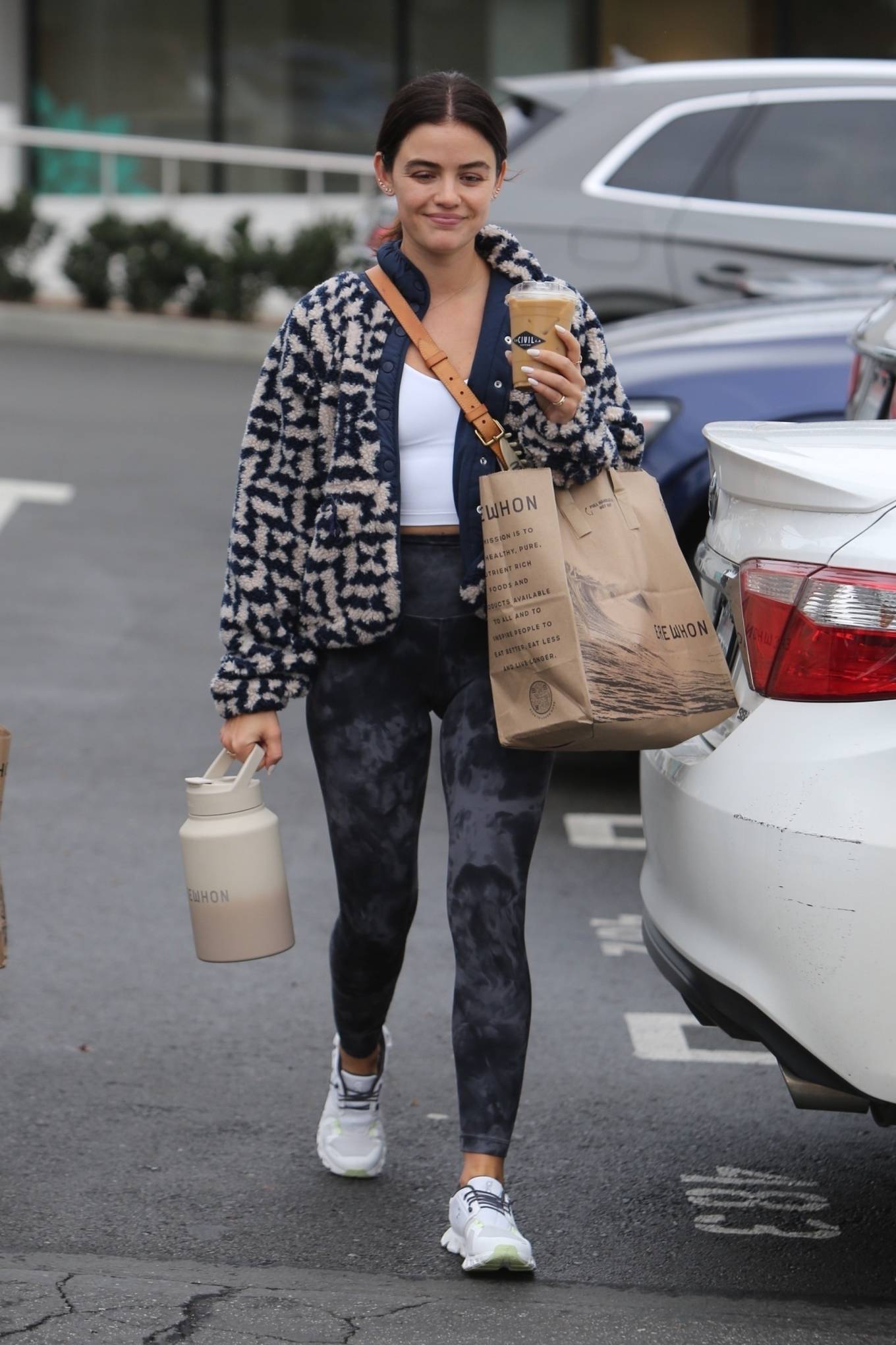 Lucy Hale 2022 : Lucy Hale – Shopping candids at Erewhon Market in Sherman Oaks-11