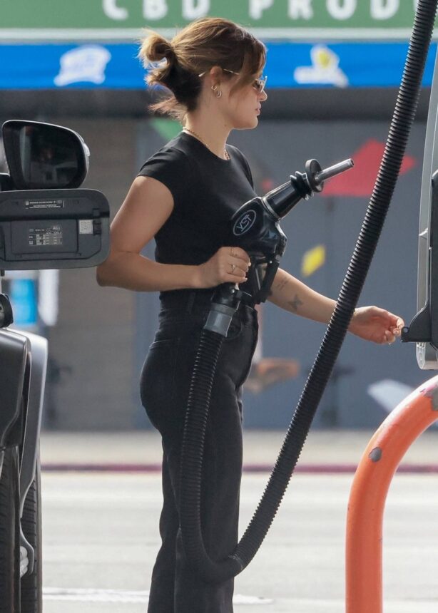 Lucy Hale - Stops for gas in Studio City