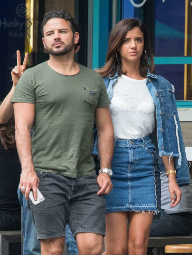 Lucy Mecklenburgh and Ryan Thomas out for a dinner in Melbourne