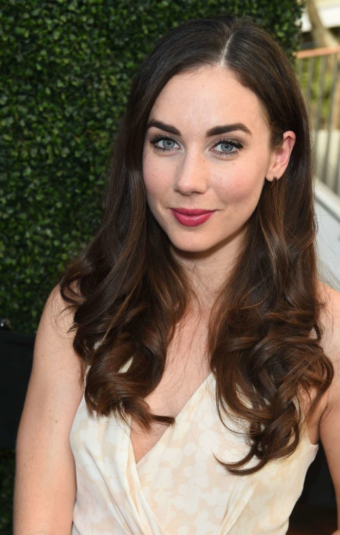 Lyndon Smith - Lyda Beauty Launches Cleopatra Cat Eye Stamp in Los Angeles