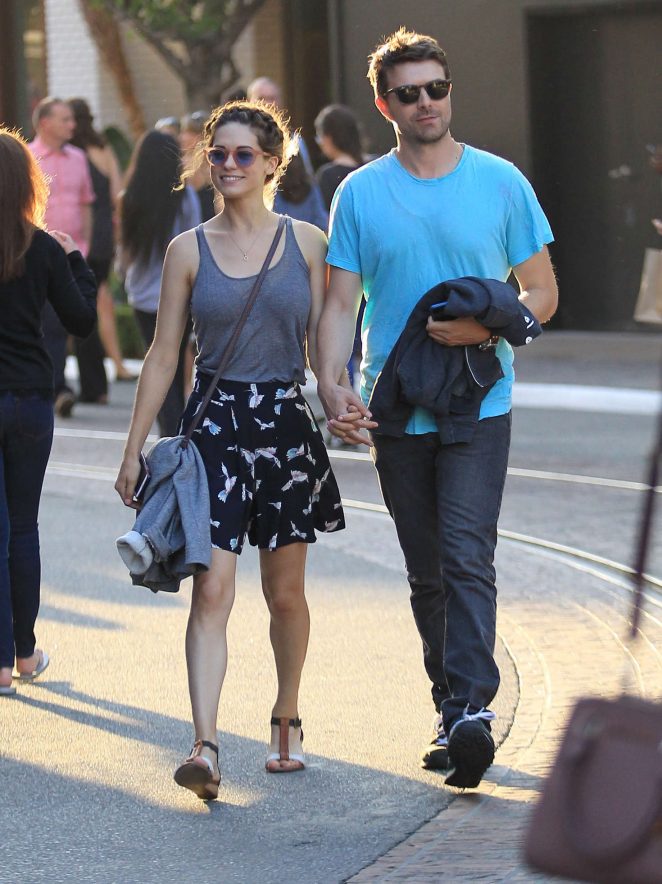 Lyndsy Fonseca - Shopping at The Grove in Hollywood