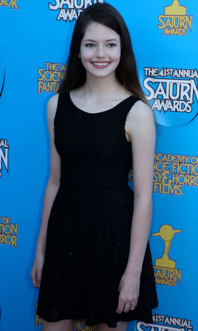 Mackenzie Foy - 2015 Saturn Awards in Burbank