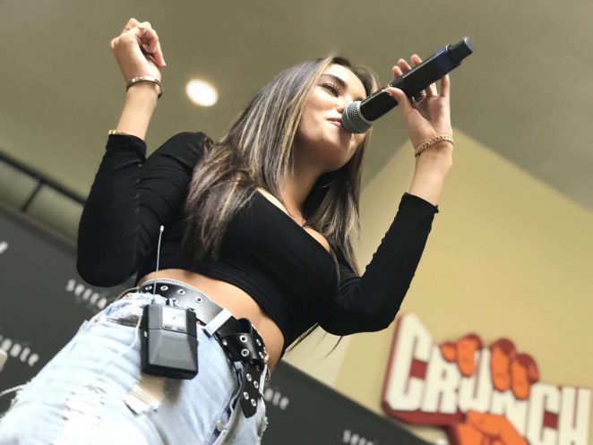 Madison Beer - Live Performance at Serramonte in Daly City