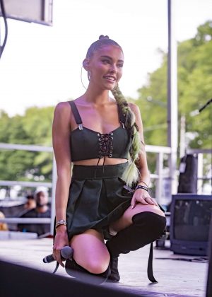 Madison Beer - Lollapalooza 2018 in Chicago