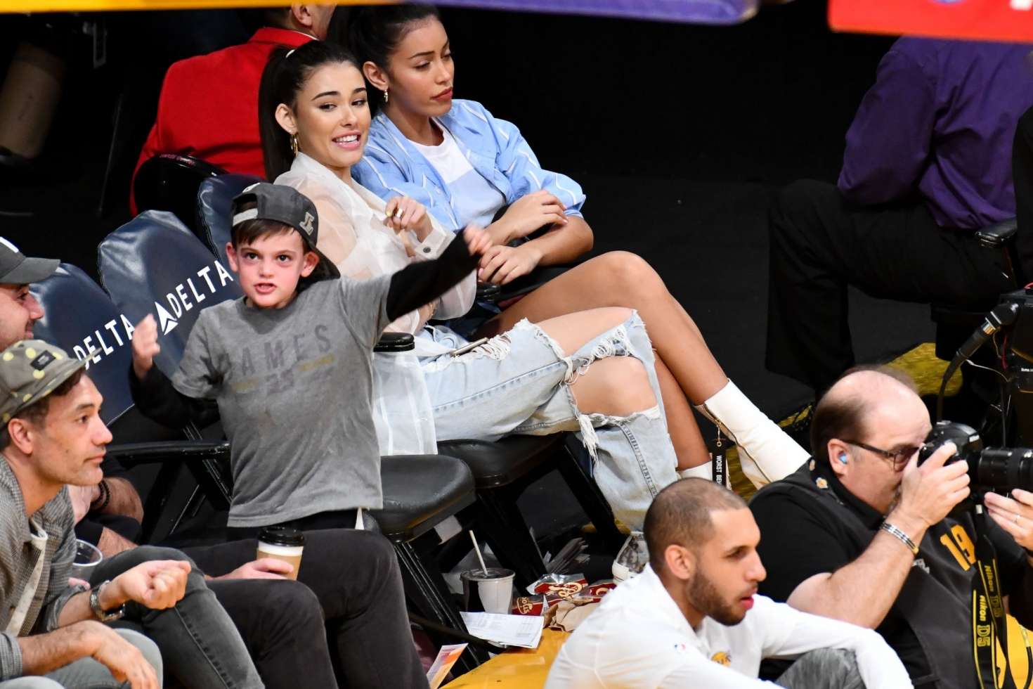 Madison Beer: Los Angeles Lakers and the Phoenix Suns Game -03 | GotCeleb
