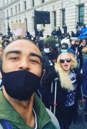 Madonna - Protest in London