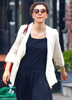 Maggie Gyllenhaal - Out for shopping in Soho