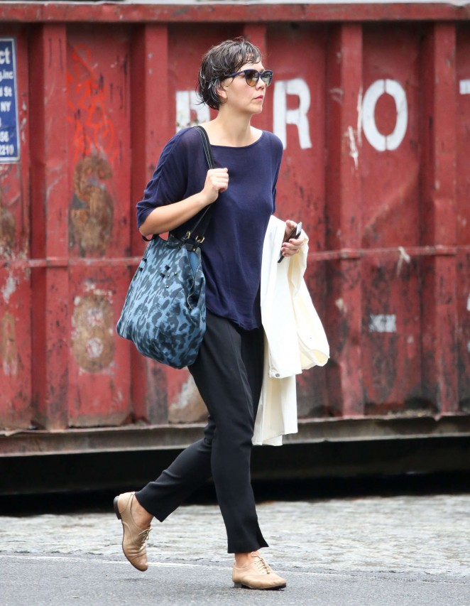 Maggie Gyllenhaal out in Tribeca