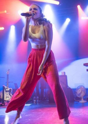Maggie Rogers - Performs at Electric Brixton in London