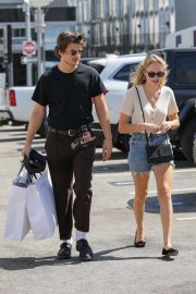 Maika Monroe and Joe Keery - Shopping at Sandro in Beverly Hills