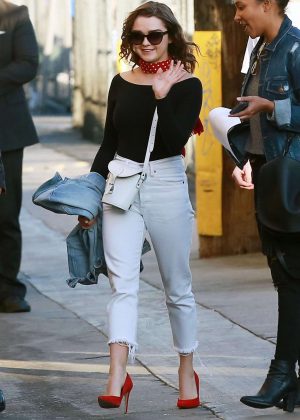 Maisie Williams – Arriving at Jimmy Kimmel Live! in LA | GotCeleb