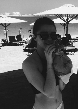 Maisie Williams at the beach in Dubai - Instagram