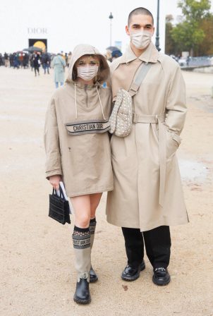 Maisie Williams - Seen leaving the Dior show at Paris Fashion Week 2020