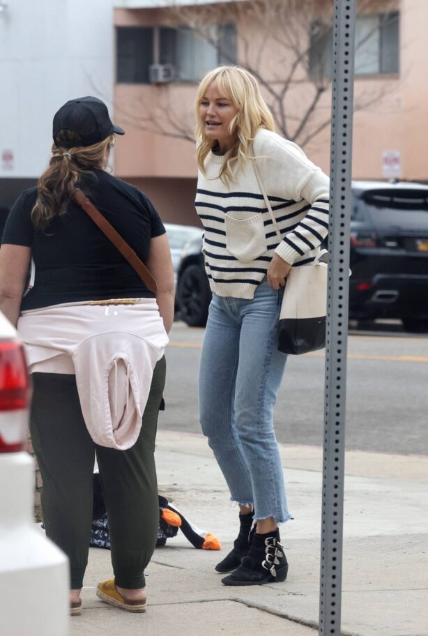 Malin Akerman - Seen while meeting with friends in Los Angeles