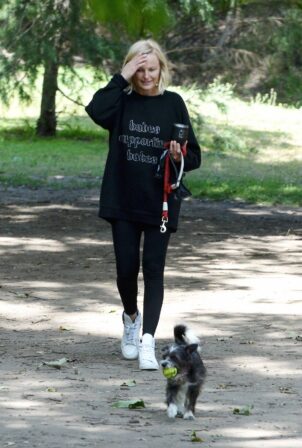 Malin Akerman - Spotted at the park with her new dog in Los Angeles