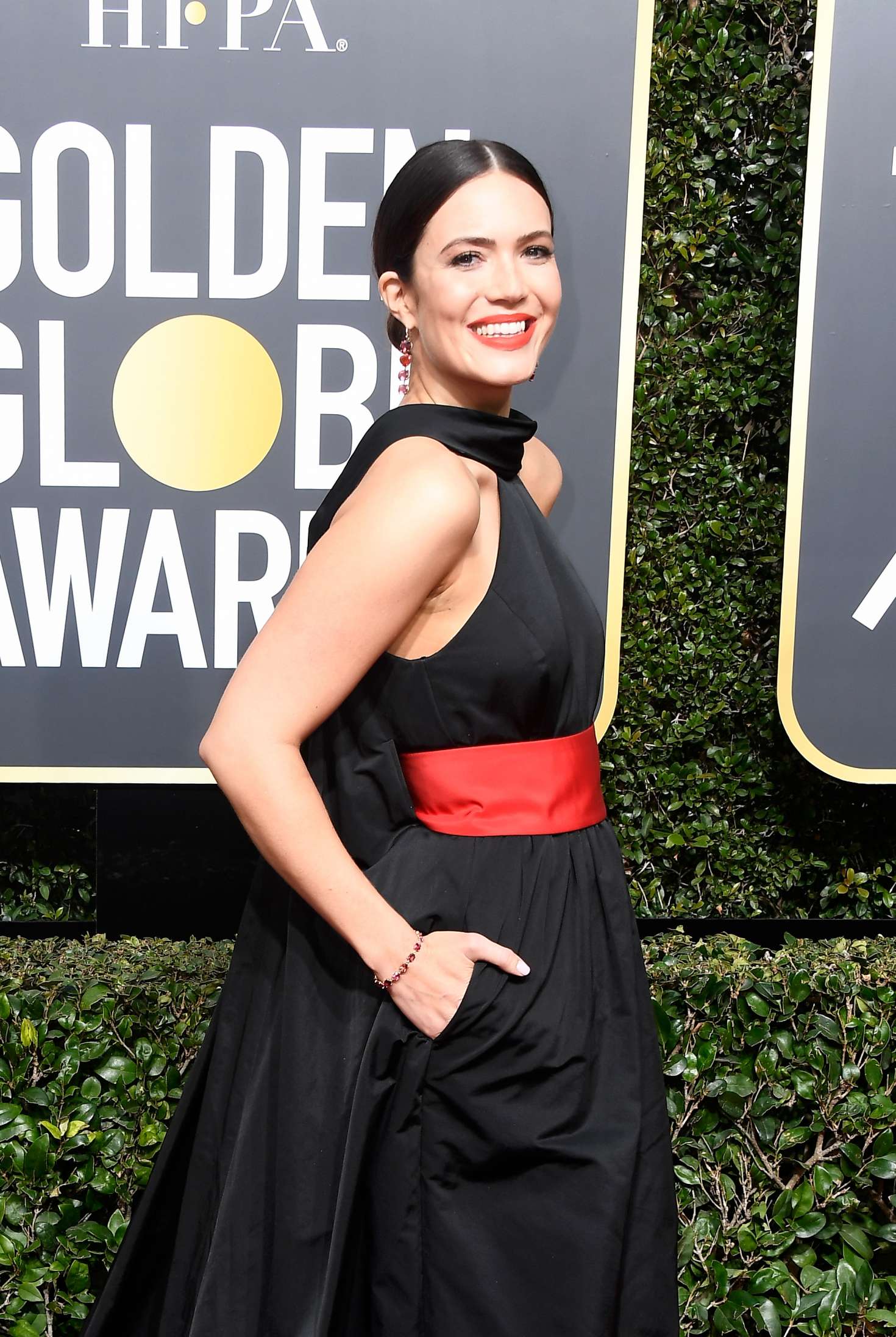 Mandy Moore – 2018 Golden Globe Awards in Beverly Hills | GotCeleb