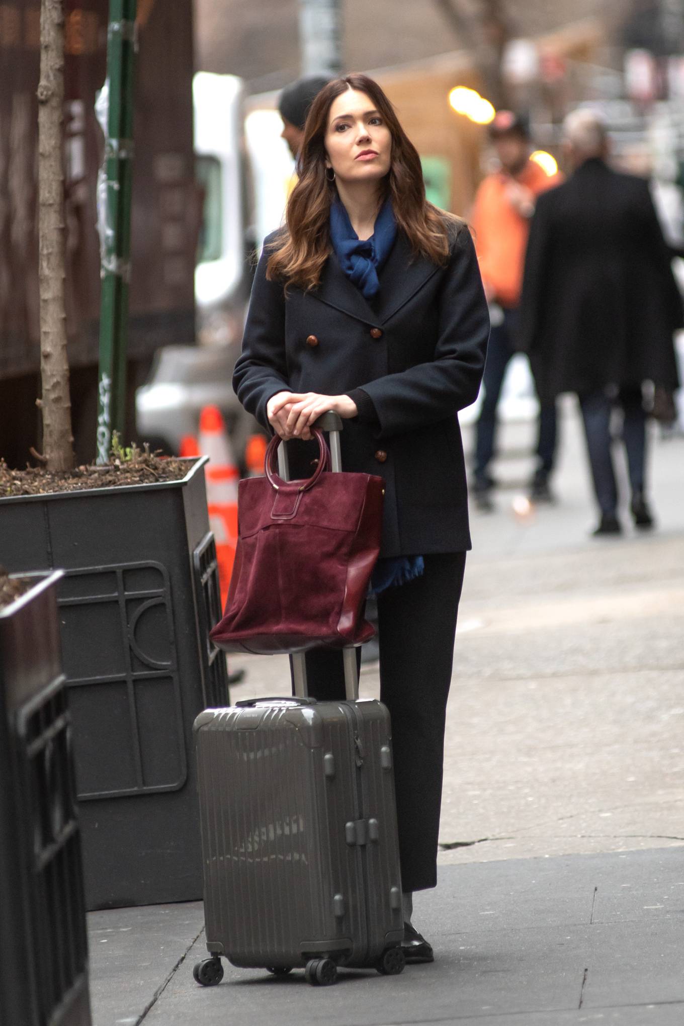 Mandy Moore 2023 : Mandy Moore – On set with Dr. Death in New York-06