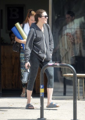 Mandy Moore in Leggings Leaving the gym in LA