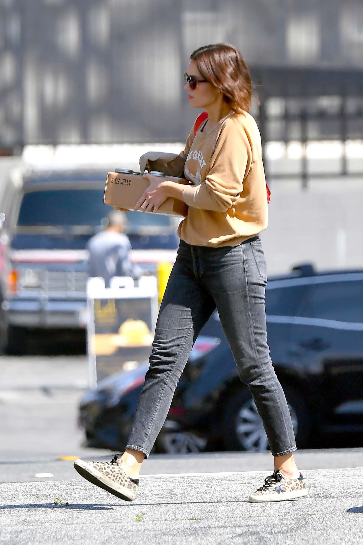 Mandy Moore - Out in Los Angeles