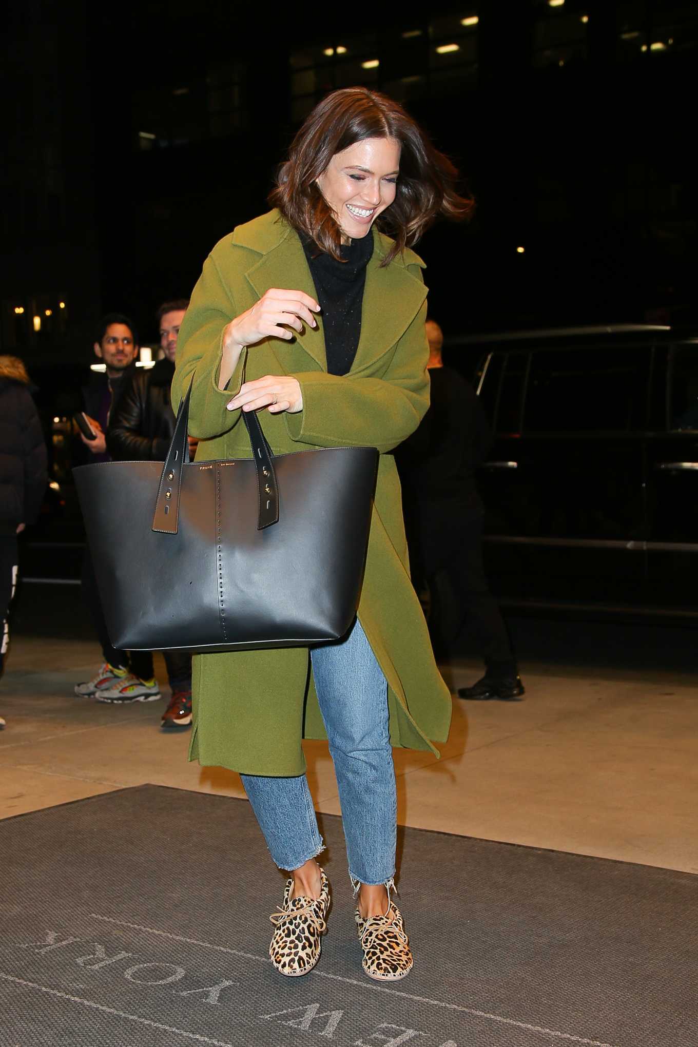 Mandy Moore â€“ Outside of her hotel in New York