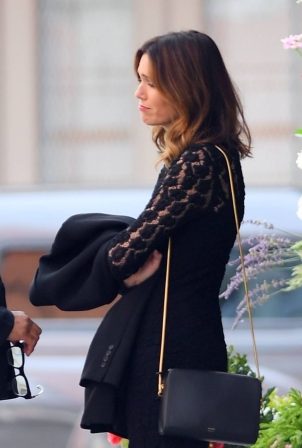 Mandy Moore - Seen with a friend in New York