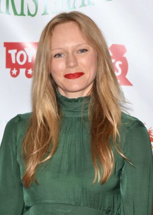 Marci Miller - 2017 Hollywood Christmas Parade in Los Angeles