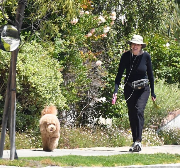 Marcia Cross - walking her dog in Los Angeles