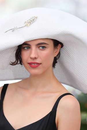 Margaret Qualley - 'Kinds Of Kindness' Photocall - 2024 Cannes Film Festival