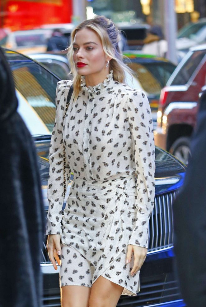 Margot Robbie - Arrives at Good Morning America in New York