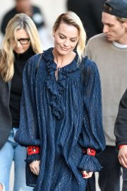 Margot Robbie - Arrives at Jimmy Kimmel Live in Los Angeles
